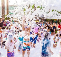 Foam-Tastic Foam Party